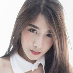 Walaipech Link Khunthira - Discover the TV Shows and Movies They Starred In