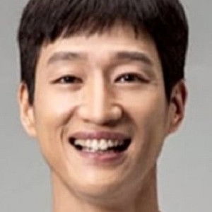 Yoo Yong - Discover the TV Shows and Movies They Starred In