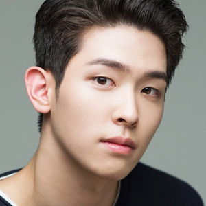 Lee Si-woo - Discover the TV Shows and Movies They Starred In