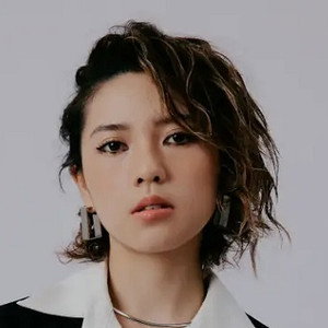 于贞