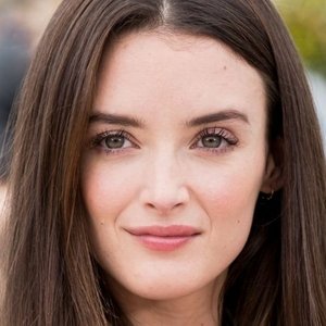 Charlotte Le Bon's profile Charlotte Le Bon