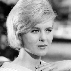 June Ritchie's profile June Ritchie's profile