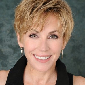 Bess Armstrong