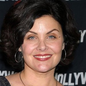 Sherilyn Fenn