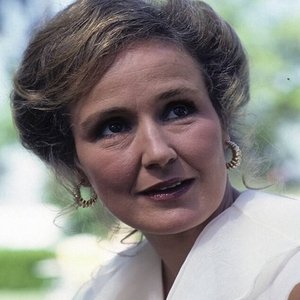 Claudette Nevins's profile Claudette Nevins's profile