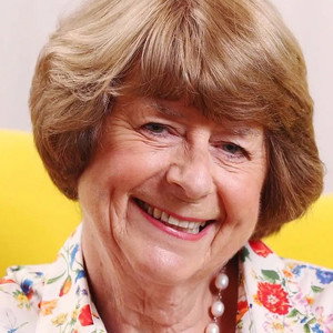 Pam Ayres