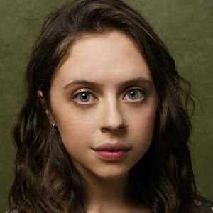 Bel Powley