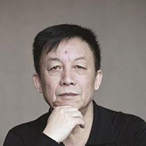 Yi Zhong-Tian