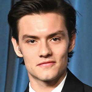Louis Partridge