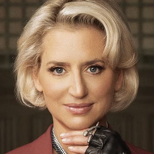 Dorinda Medley