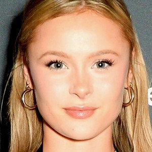 Mia Jenkins