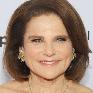 Tovah Feldshuh's profile Tovah Feldshuh's profile