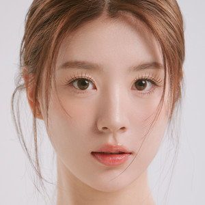 吴洛浛