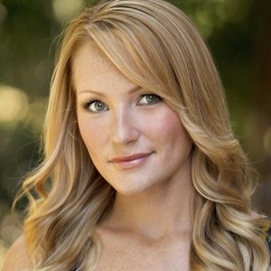 Kimberley Warnat's profile Kimberley Warnat