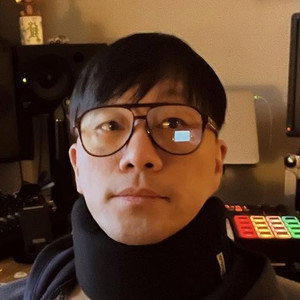 邓讴歌