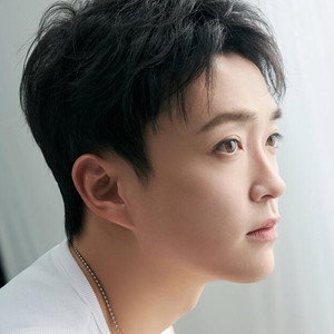 杨云屾