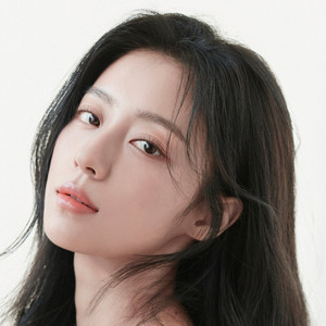 Kang Min-ah