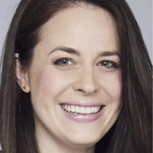 Mia Maniscalco