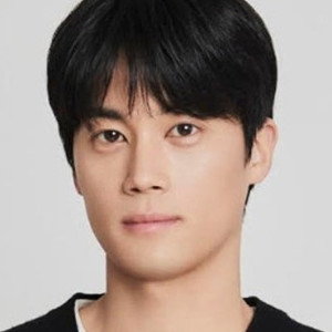 Shin Woo-jae