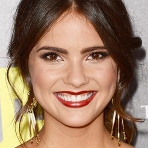 Shelley Hennig