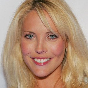 Mercedes McNab