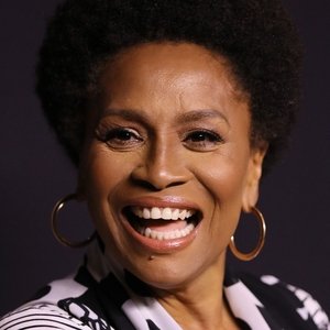 Jenifer Lewis