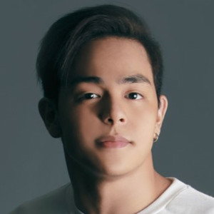 Julian Trono