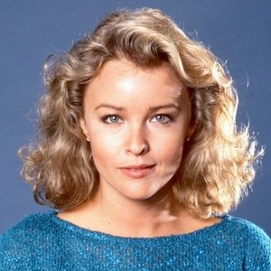 Faye Grant