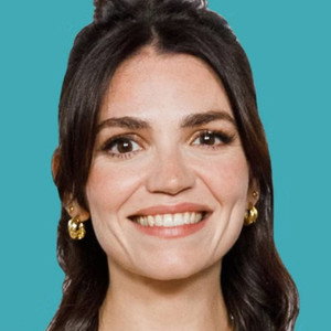 Seline Hizli