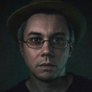 Dean Hurley
