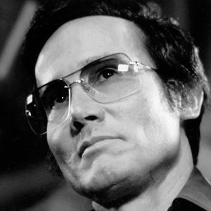 Henry Silva