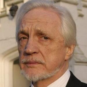 Edward Petherbridge's profile Edward Petherbridge's profile