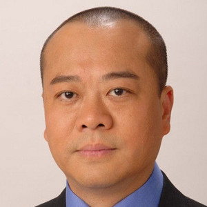 歐陽震華