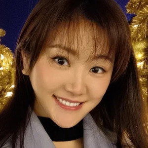 黄卓慧