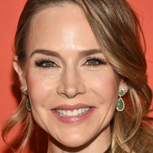 Julie Benz