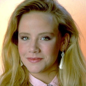 Amanda Peterson