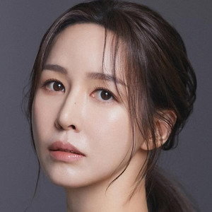 Jung Si-yeon