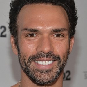 Darren Shahlavi