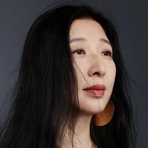 Yingda Dong