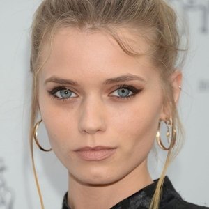 Abbey Lee's profile Abbey Lee's profile