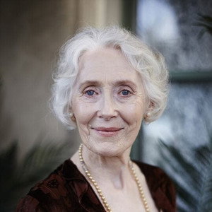 Julia Blake