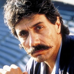 Edward James Olmos