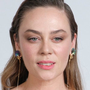 Demet Evgar