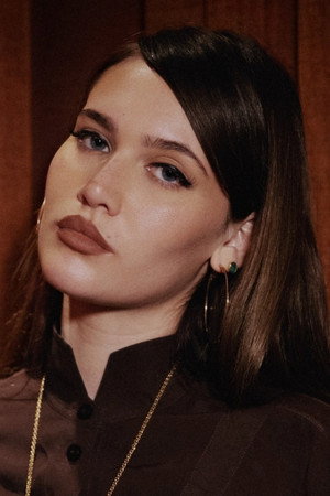 Sienna Spiro Sienna Spiro
