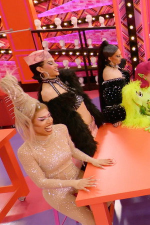 Keep Calm and Drag On