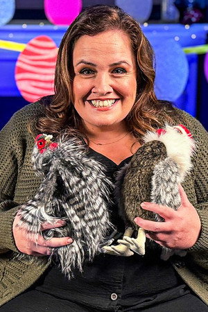 Jessica Gunning - Jenny Peckles Lays Eggs with Speckles