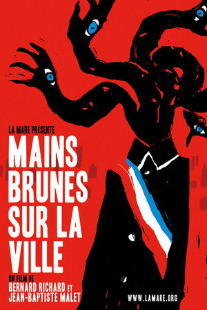 Mains brunes sur la ville
