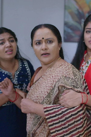 Saradha Loses Her Cool