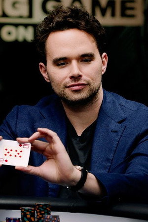 Alan Keating CRACKS Hellmuth's Aces