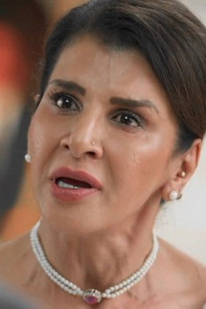 Kaveri stands by Abhira